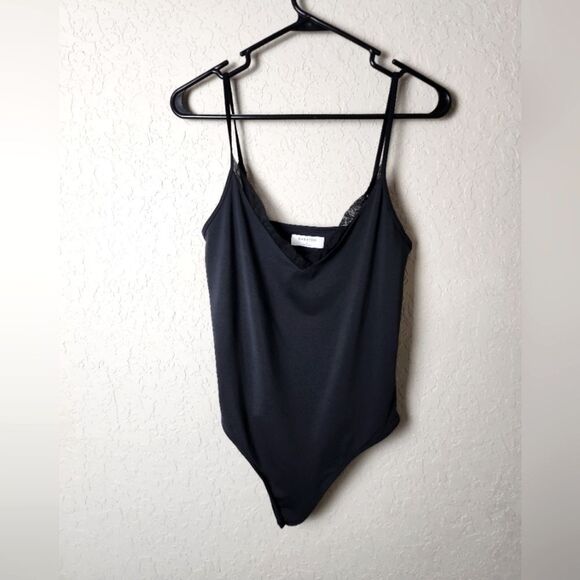 Aritzia Babaton Mesh Contour Bodysuit Womens Black Size L - Picture 1 of 9